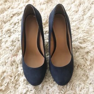 Navy Blue Suede Pump